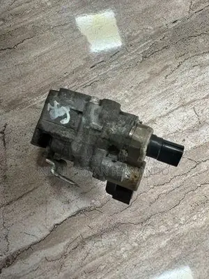Honda Fit GP1 Insight VVTI Solenoid Valve