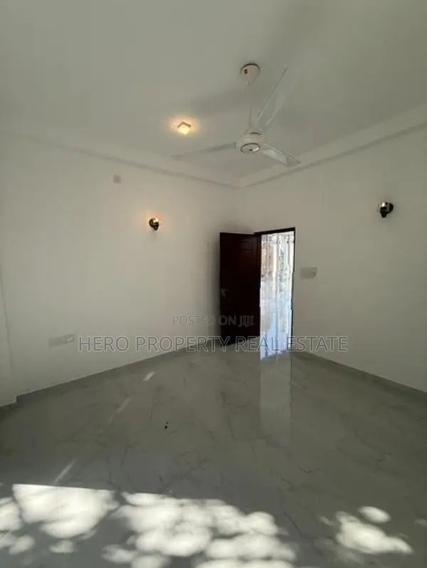 Luxurious House for Sale in Piliyandala