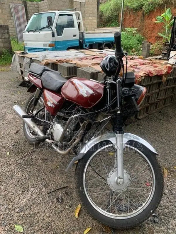 Bajaj Boxer 2004