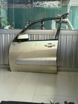Toyota RAV4 2002Y Front Door Panel