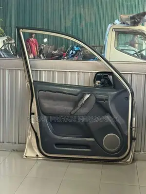 Toyota RAV4 2002Y Front Door Panel