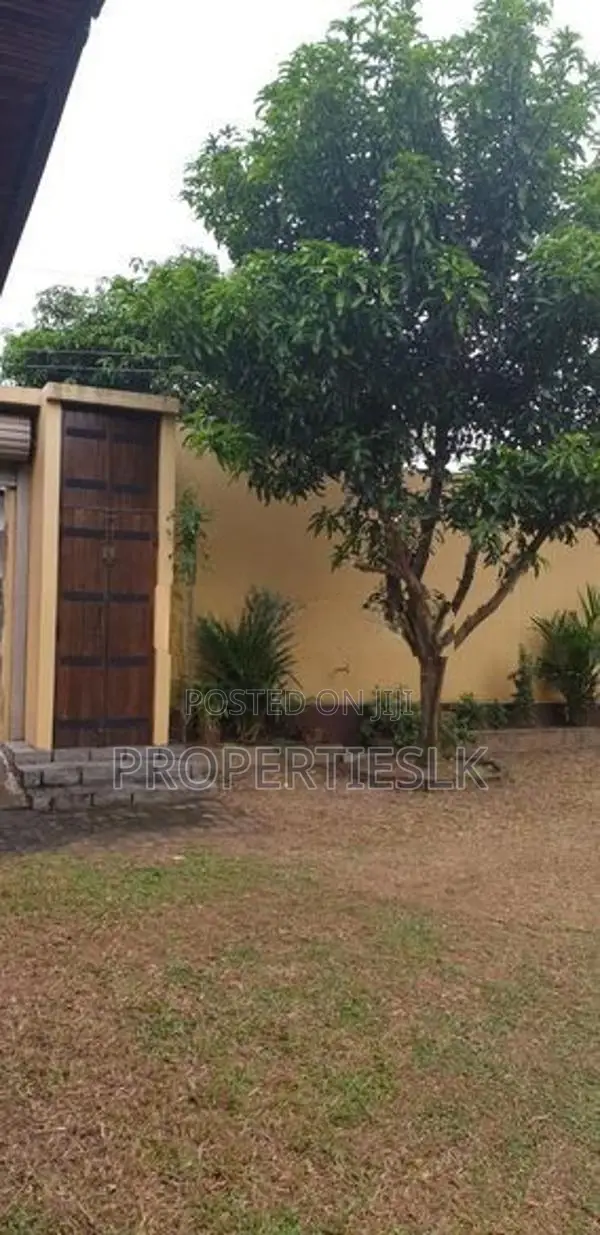 Piliyandala 25.5Perches Land With House For Sale