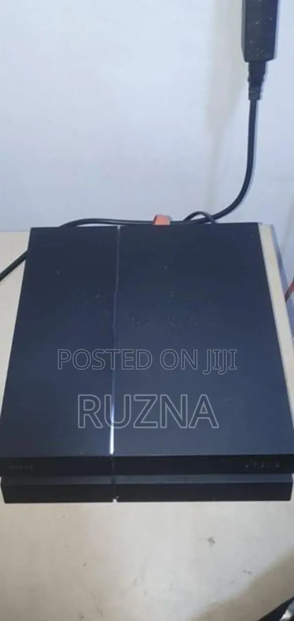 Sony Ps4 with Game