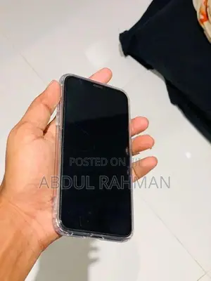 Apple iPhone XS (Used)
