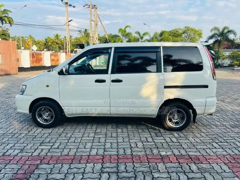 Toyota Noah 1997