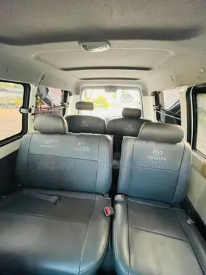 Toyota Noah 1997