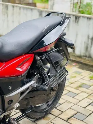 Bajaj Pulsar 150 2015