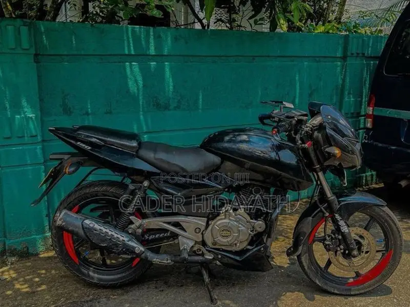 Bajaj Pulsar 180 2013