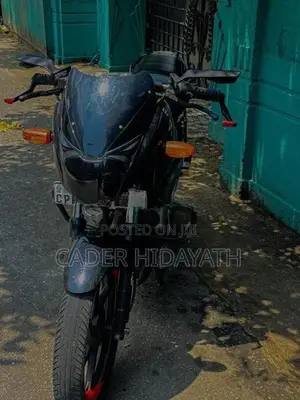 Bajaj Pulsar 180 2013