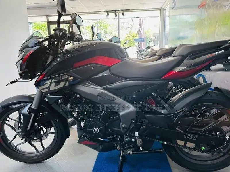 Bajaj Pulsar NS200 Dual ABS New Efi 2026