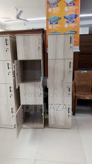 Drawer Cupboard 4 Door