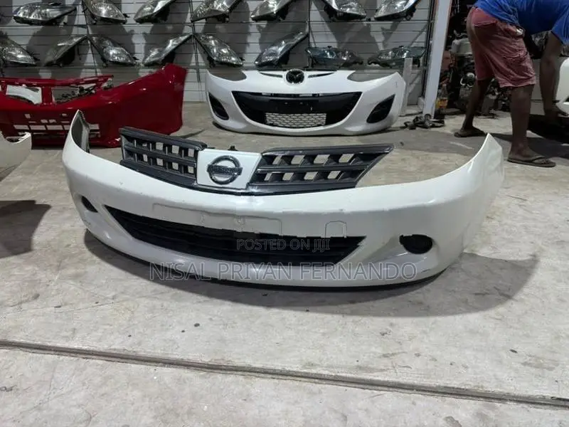 Nissan Tiida Front Buffer