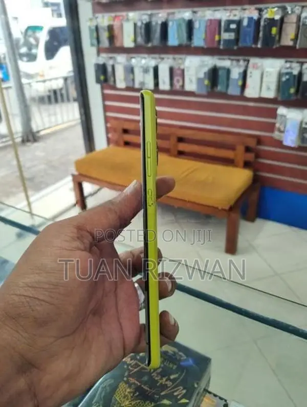 Moto g85 (Used)