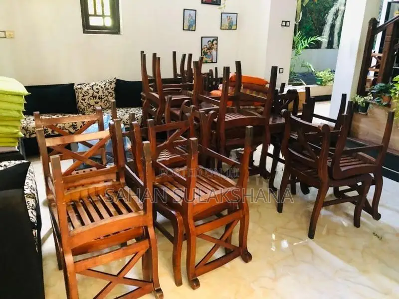 Restaurant Tables With Chairs