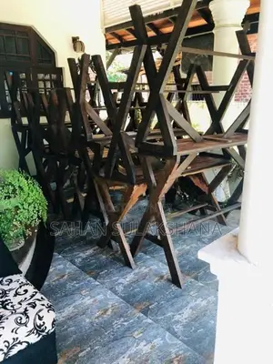 Restaurant Tables With Chairs