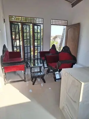 Boralesgamuwa, Semi Furnished, 2 Story Large House For Rent (NZM1122)