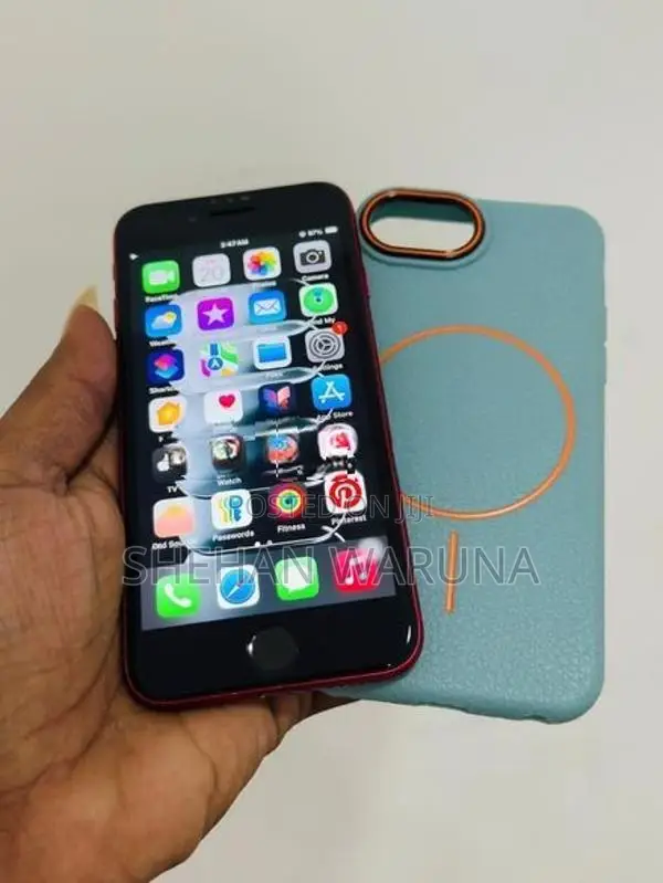 Apple iPhone SE 2 (Used)