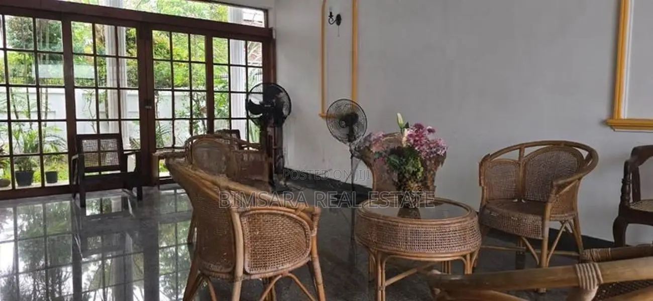 5-Bedroom Two-Storey Residence with Annex in Rajagiriya | SH15338