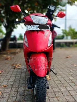 Hero Pleasure Plus 2013