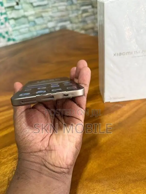Xiaomi 15T Pro 12GB512GB (Used)