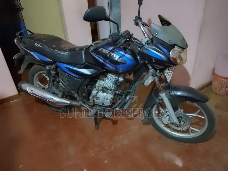 Bajaj Discover 125 2016