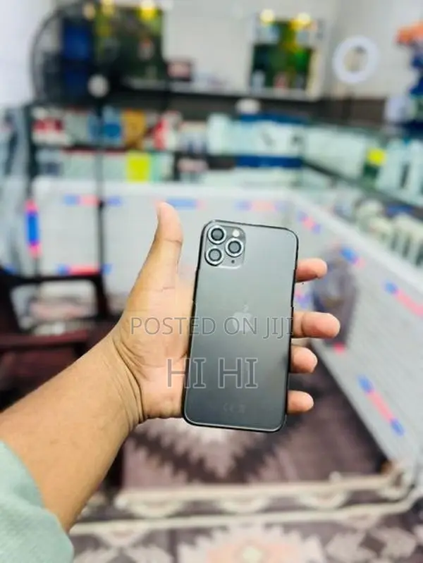 Apple iPhone 11 Pro (Used)
