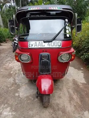 Bajaj RE 2013