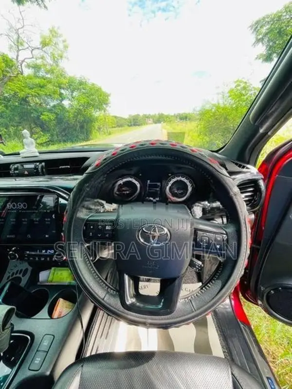 Toyota Hilux Revo Rocco 2020