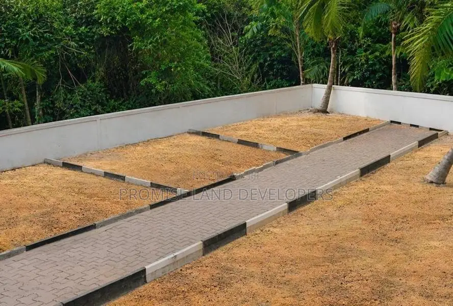 6p Residential Land for sale betveen Panadura Wadduwa C33