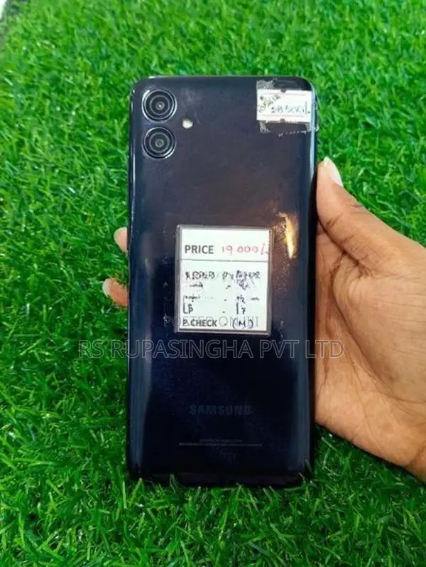 Samsung Galaxy A04e 3GB 32GB (Used)