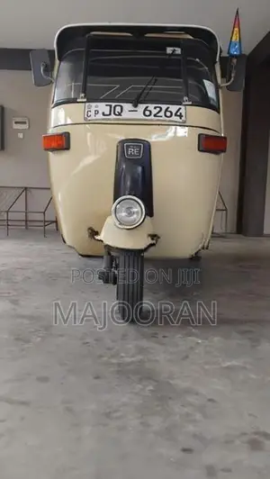 Bajaj RE 2005