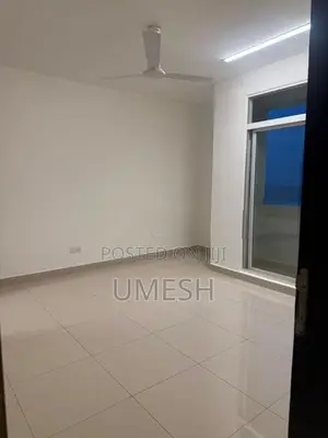 Seaview Apartment for Rent Bambalapitiya
