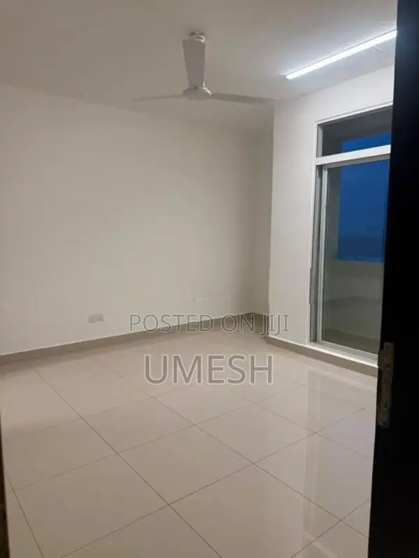 Seaview Apartment for Rent Bambalapitiya