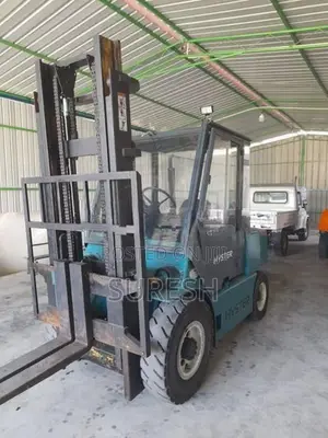 Acura Hyster Forklift