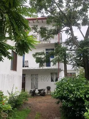 15P Land for Sale with 2 Houses Dehiwala