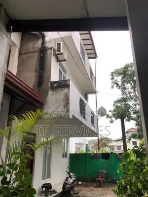 15P Land for Sale with 2 Houses Dehiwala