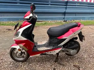Minnelli Elegan 125CC 2012
