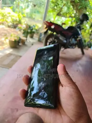 Sony Xperia XZ3 (Used)