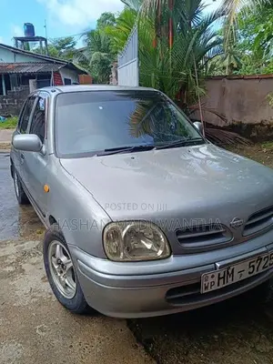Nissan March 2000