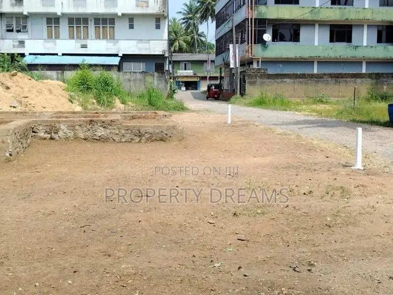 Commercial Land for Sale Kaduwela