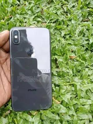 Apple iPhone X (Used)