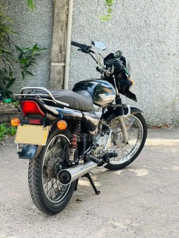 Bajaj CT100 2010