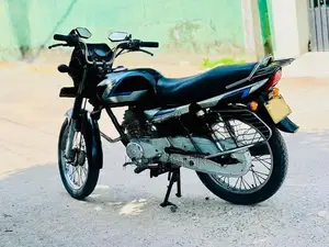 Bajaj CT100 2010