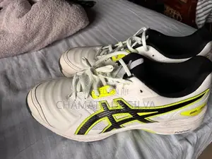 Ascics Gel gully 7