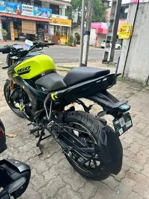 Hero Hunk 160R 2026