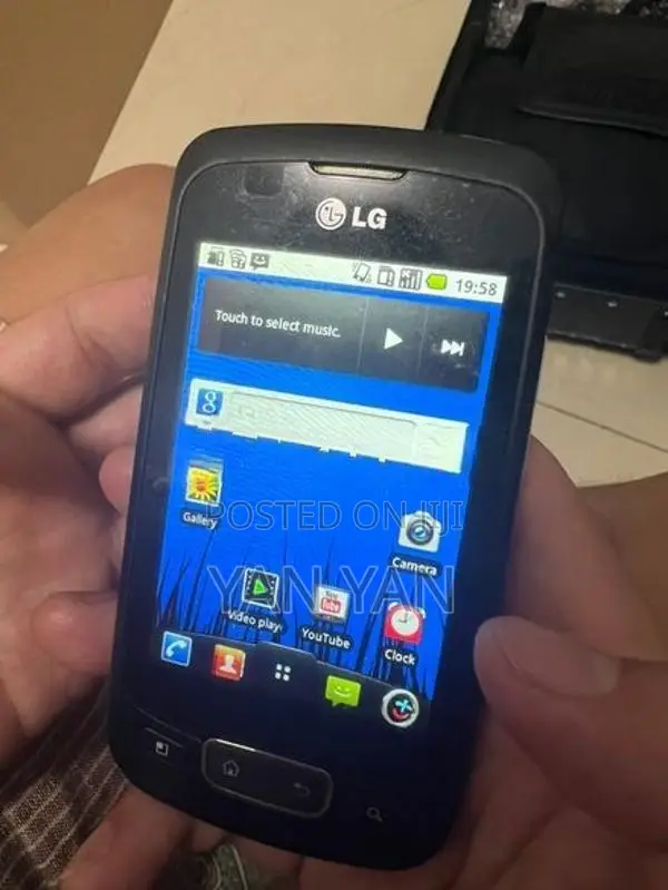 LG P500 (Used)