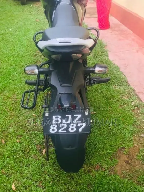 Bajaj Pulsar N125 2025
