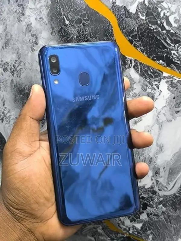 Samsung Galaxy A20 32GB (Used)