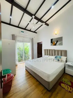 Single Storey House for Rent in Thalawathugoda.