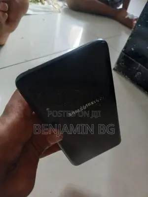 Samsung Galaxy A20s LTE (Used)